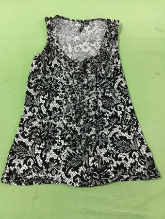 Schwarz-weißes Spitzenmuster Tanktop