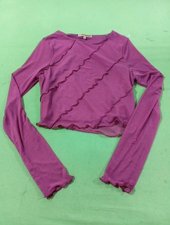 Bailey Rose Pink Mesh Rüschen-Saum Langarm-Oberteil