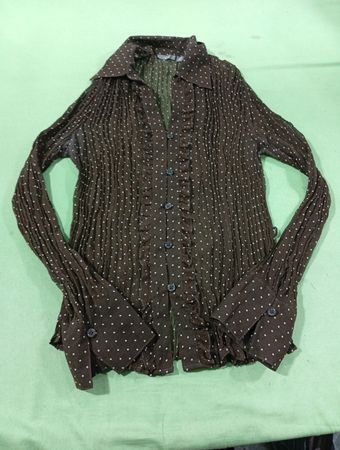 Apt. 9 Brown gepunktete Faltenbluse