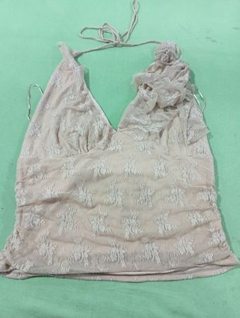 Talent gerafftes Neckholder-Top mit floralem Spitzen-Overlay
