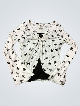Lily Bleu Weißes Rippstrick-Longsleeve mit Schleife und Punktmuster