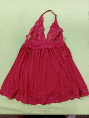 Rotes Spitzen-Babydoll