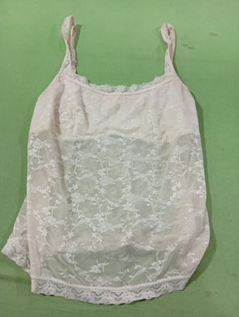 Spitzen-Camisole mit Nummernschild 4069