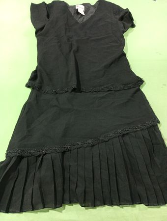 Citi Clothing Schwarzes gestuftes plissee Kleid