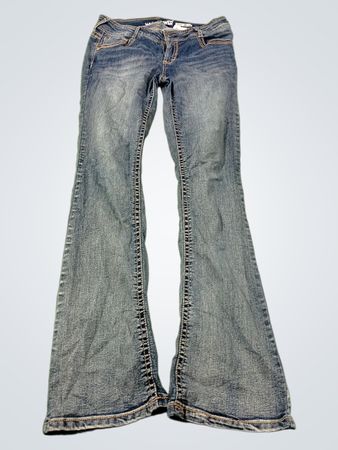 Wallflower "The Luscious Curvy" Flare Jeans