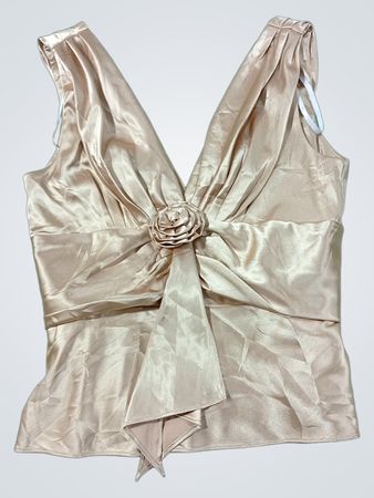 Satin-Oberteil mit V-Ausschnitt und Blumenverzierung