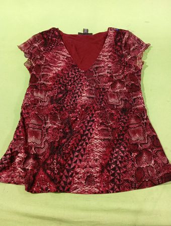 INC International Concepts Damen Top mit rotem Schlangenprint