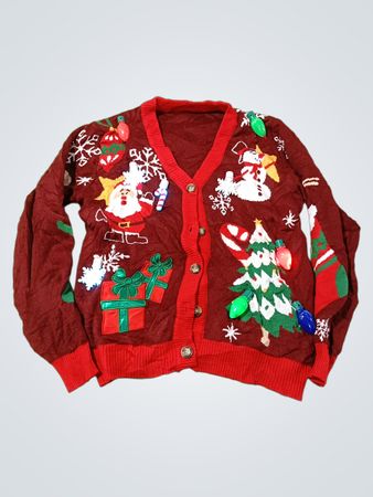 Hässiger Weihnachtspullover mit Nikolaus, Schneemann und Geschenken