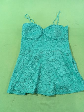 Tag 1080 Spitze Kleid