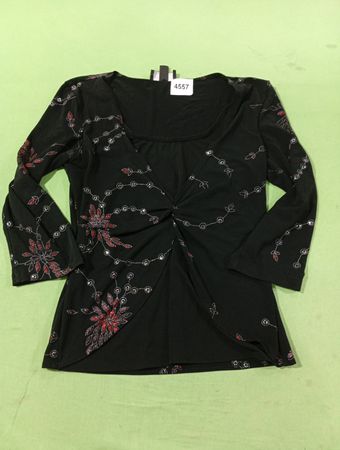 Byline Black verzierte Twist-Front-Bluse Größe M