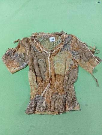 Transparentes Paisley-Print-Hemd mit geraffter Taille