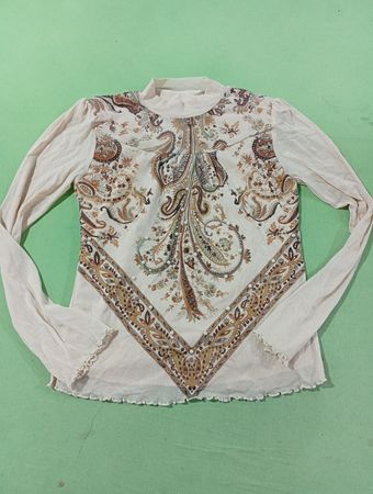 Langarmoberteil mit Paisley-Muster