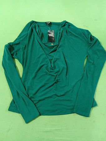 INC International Concepts Green Langarm-Top mit Wasserfallausschnitt