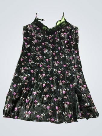 Schwarzes Slipkleid mit Blumenmuster