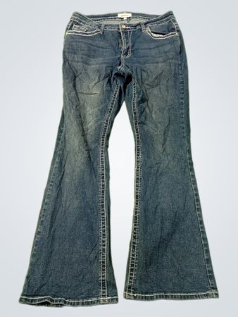 Bambus ausgestellte Jeans
