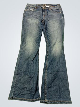 APT.9 Bootcut Jeans