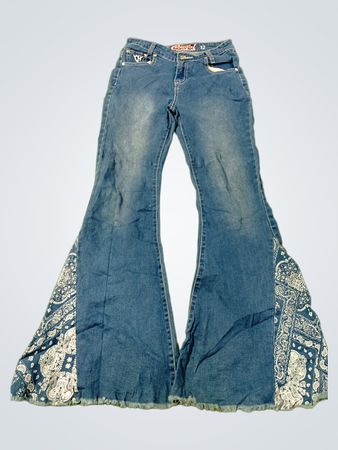 Cowgirl Hardware Schlagjeans mit Bandana-Print-Einsätzen