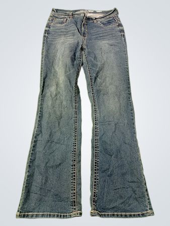 Wallflower ausgestellte Jeans