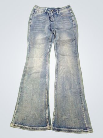 Blaue Schlagjeans