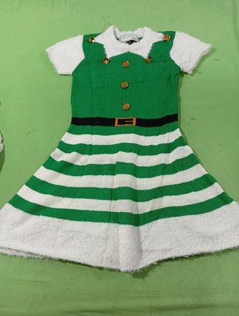 Elfen gestreiftes Kleid