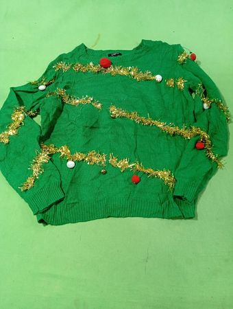 Ransom Green Weihnachtspullover mit Lametta und Bommeln