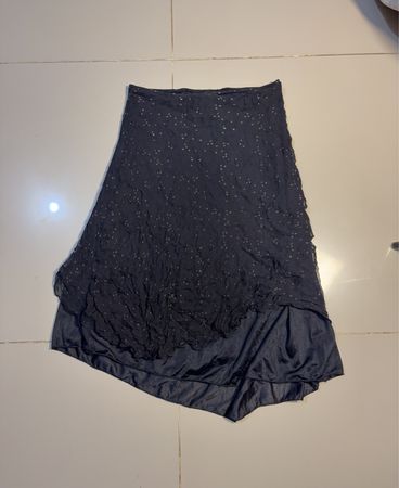 LE GROUP COLLECTION Frauen Schwarz Rüschens asymmetrischer Rock