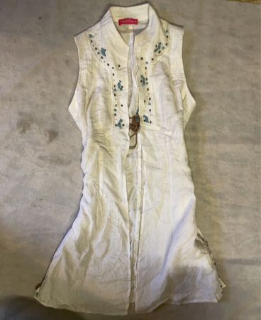 Apriori Embellished White Vest