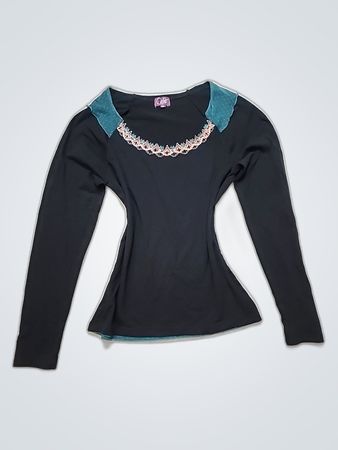Girl’s Black Long-Sleeve Top