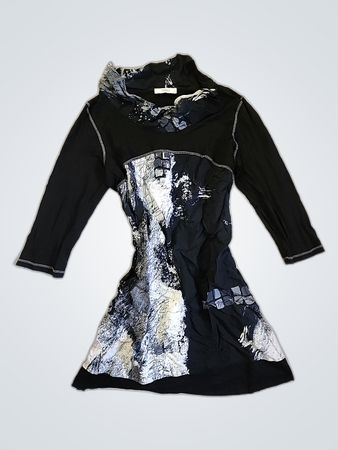 JORY Graphic Long Sleeve Top