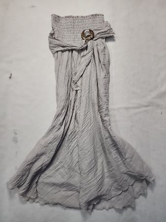Gray skirt with gold ring detail