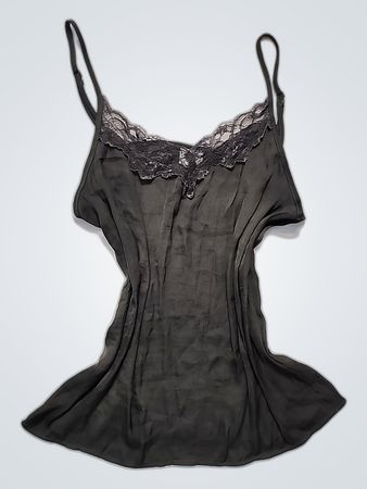 Schwarzes Spitzenrand-Camisole-Top