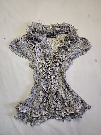 Blouse with Floral Pattern and Ruffles