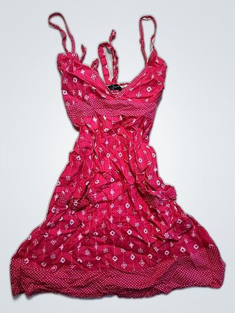 Miniabito rosa con stampa a spaghetto