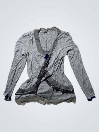 Gray Long-Sleeve Top with Blue Accents