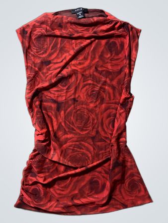 Amisu Red Floral Top