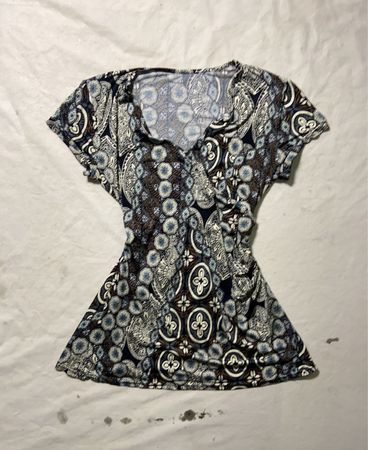 Blouse with Blue and White Paisley Pattern