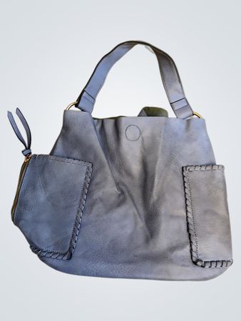 Blaue Handtasche aus Kunstleder mit Reißverschlusstasche