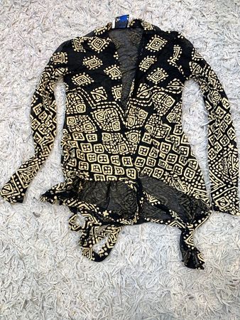 Jean Airodi Black and Beige Patterned Top