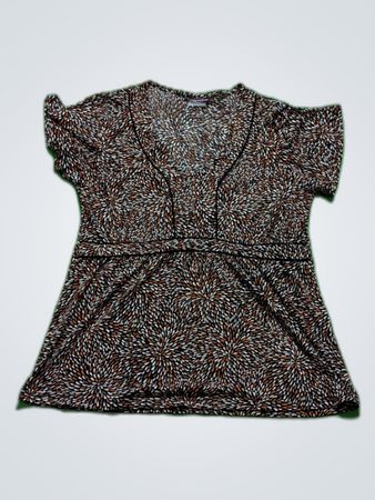 Suzanne Grae Printed V-Neck Top
