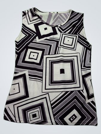 Geometric Patterned Sleeveless Top