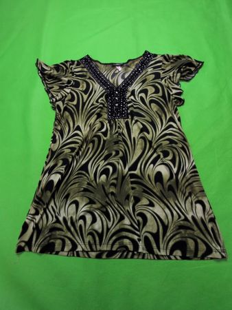Blouse with Black and Green Swirl Pattern