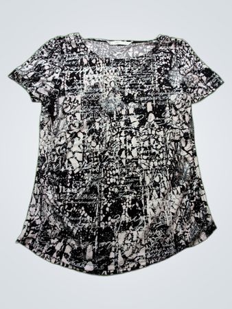 Peter Nygård Black and White Graphic T-Shirt