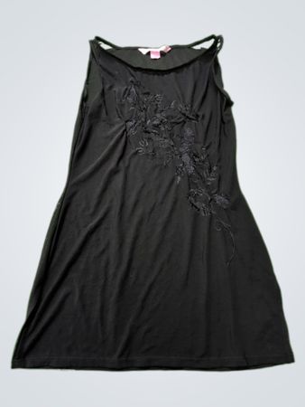 TORJA Black Sleeveless Top