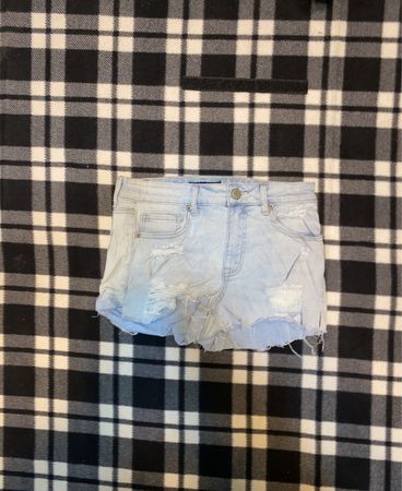 Aero Denim Verwaschene Shorts