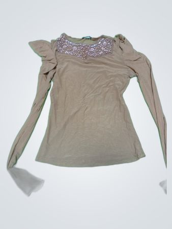 Chic Ruffle Shoulder Blouse