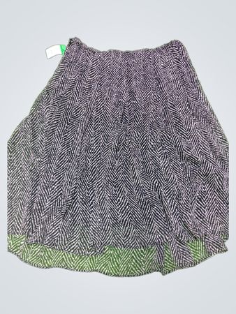 Skirt with White and Black Pattern