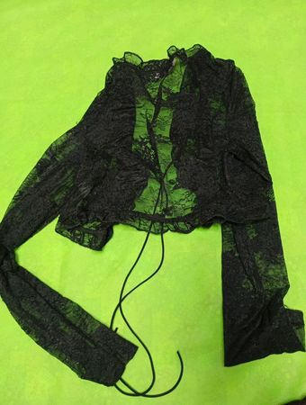 LittleL Black Lace Cropped Top