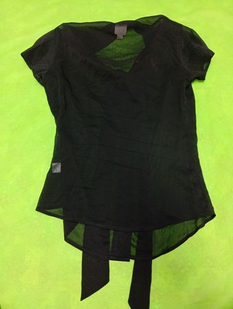 Meronia Black Blouse