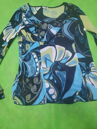 NICOLA Women's Long Sleeve Printed Blouse