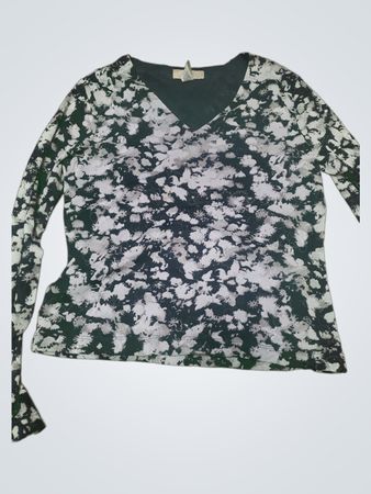 Liz Claiborne Petite Black & White Print Long Sleeve Top